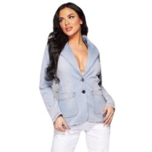 Women's Classic Light Blue Denim Blazer –‎ Effortlessly Chic NWT